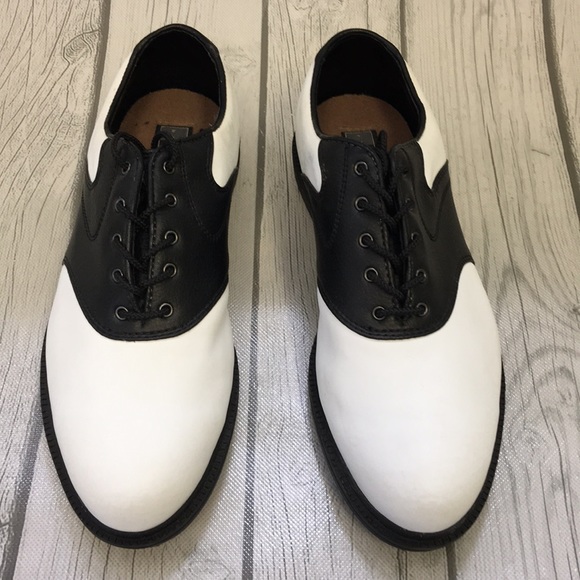 Nike Other - New without tags Nike golf shoes